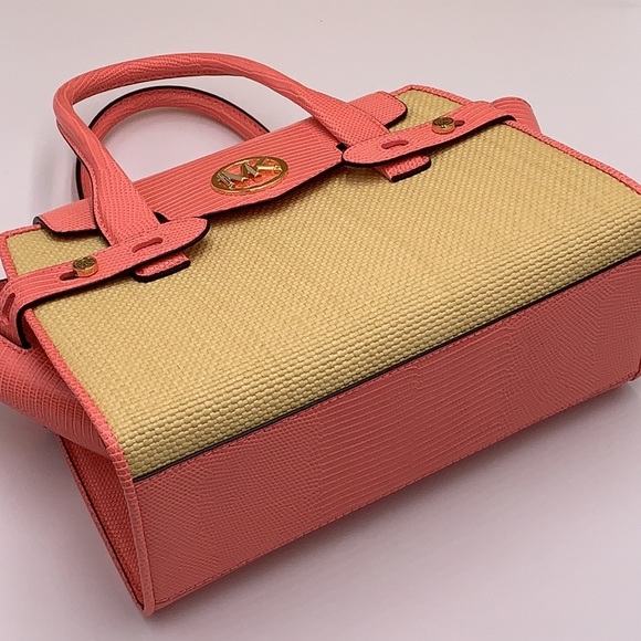 MICHAEL KORS CARMEN MEDIUM FLAP MESSENGER SATCHEL BAG GRAPEFRUIT COLOR - Picture 4 of 16